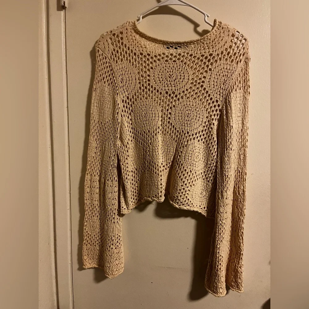 Zara Beige Crochet Tie-Front Top - Picture 3 of 3